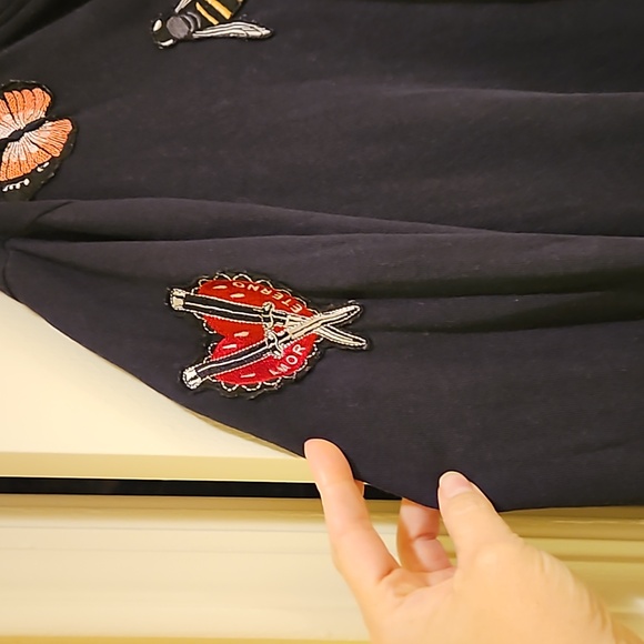 Torrid Black Zipper Hooded Sweatshirt with cute sewn in patches Size 3 - Picture 5 of 8